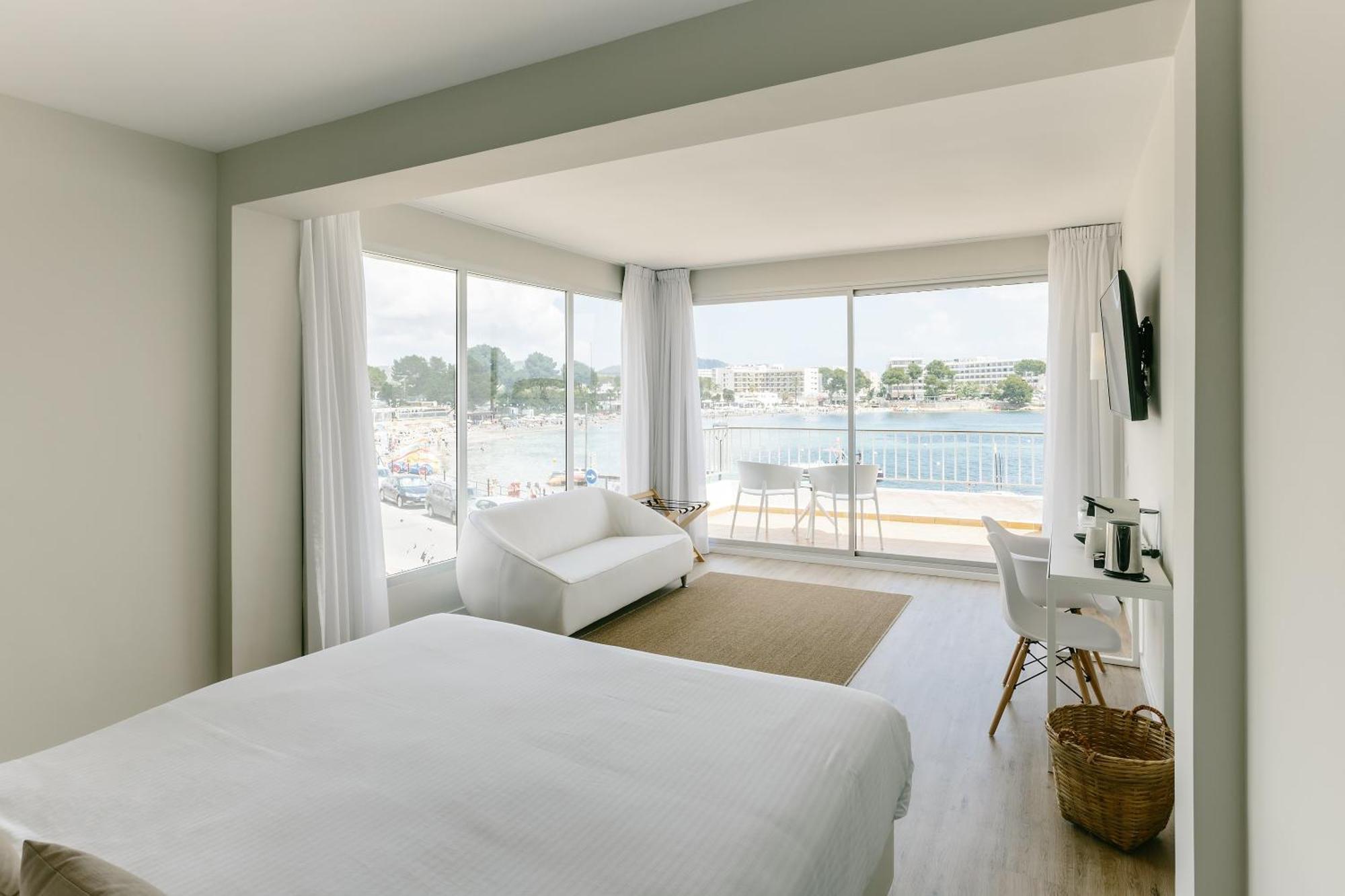 Готель Aluasoul Ibiza - Adults Only Ес-Кана Екстер'єр фото